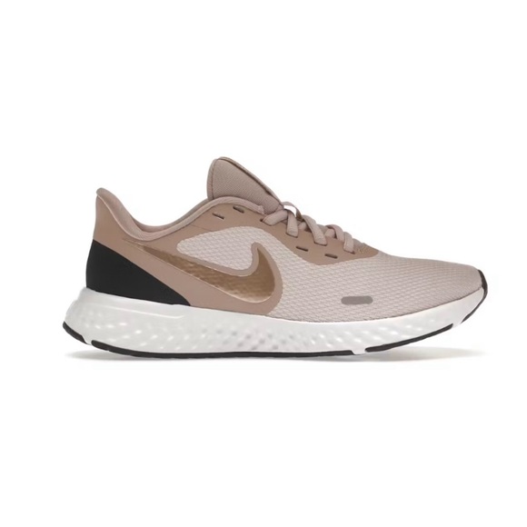 🪸🍂Nike Revolution 5
Barely Rose (Women's) No Insole but like new - Picture 3 of 14
